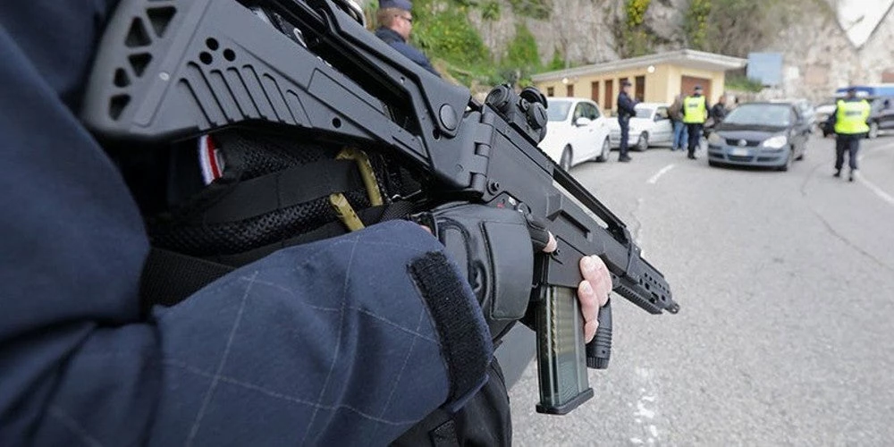 Λήξη συναγερμού στην Γαλλία: Ξανανοίγει το Μον Σεν Μισέλ